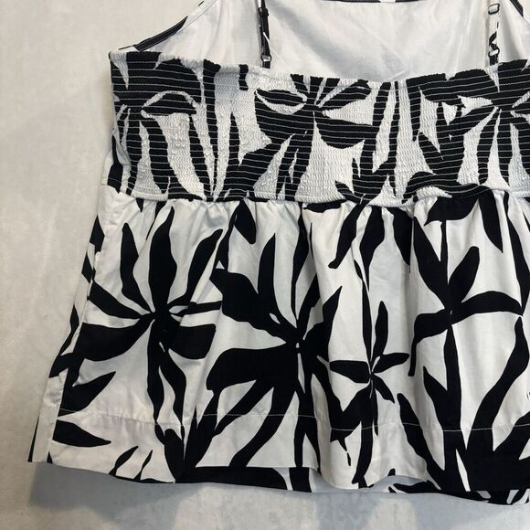 Free Assembly Women's Spaghetti Strap White Black Floral Peplum Tank Top XXXL - Picture 9 of 13